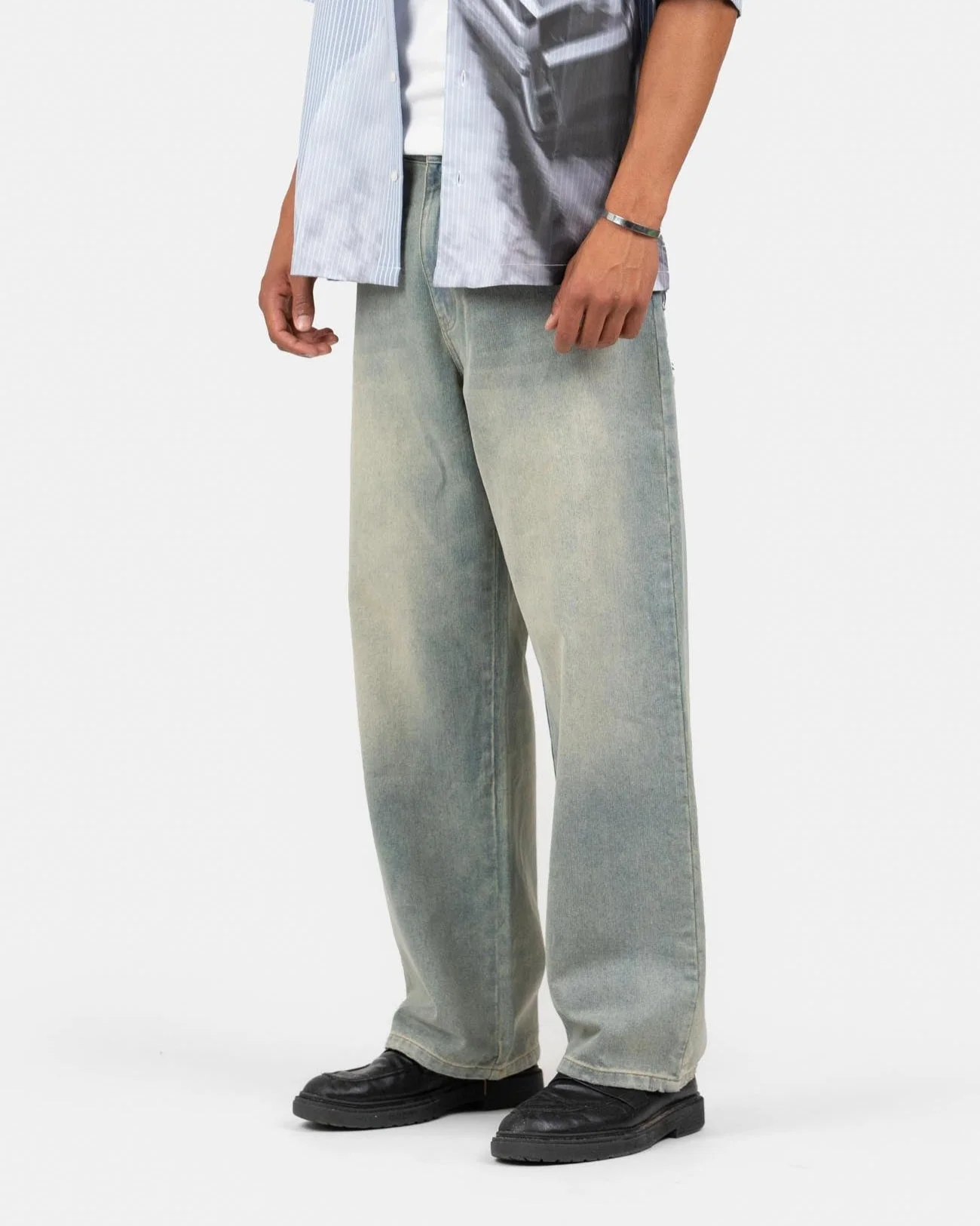 Baggy denim jeans light blue vintage wash - Image 7