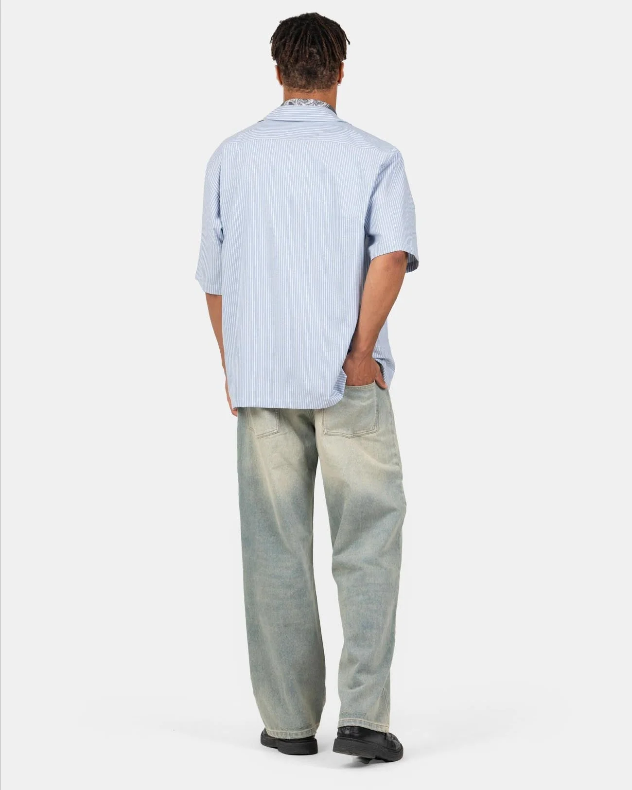 Baggy denim jeans light blue vintage wash - Image 9