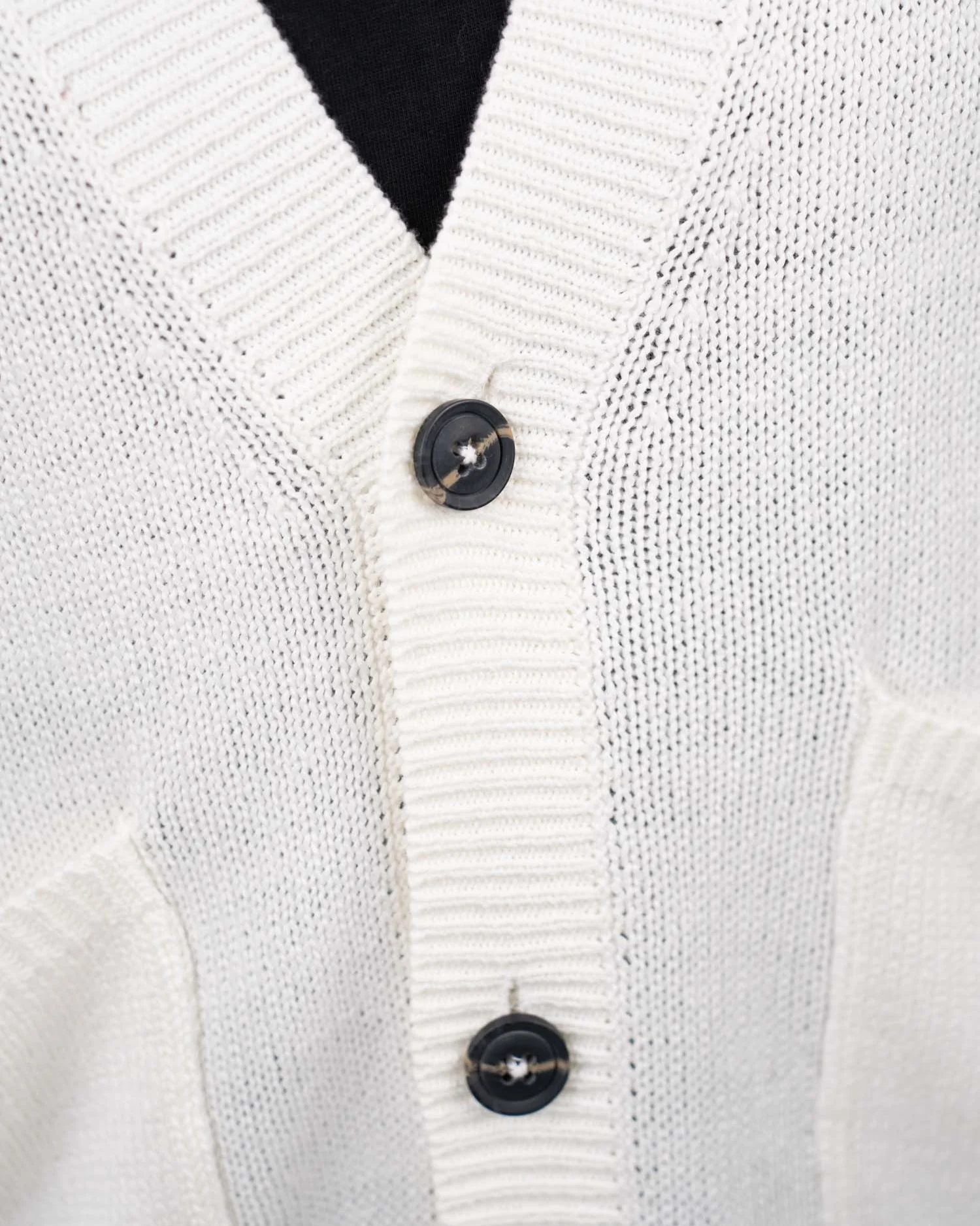 Cardigan with pockets white - Image 6