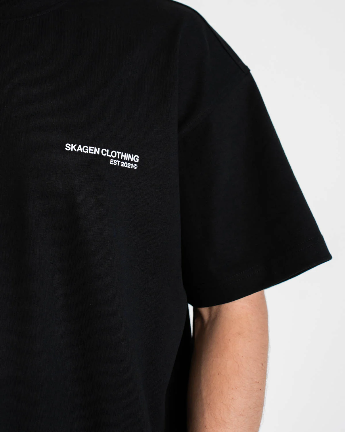 Everyday Essentials T-Shirt Black - Image 8