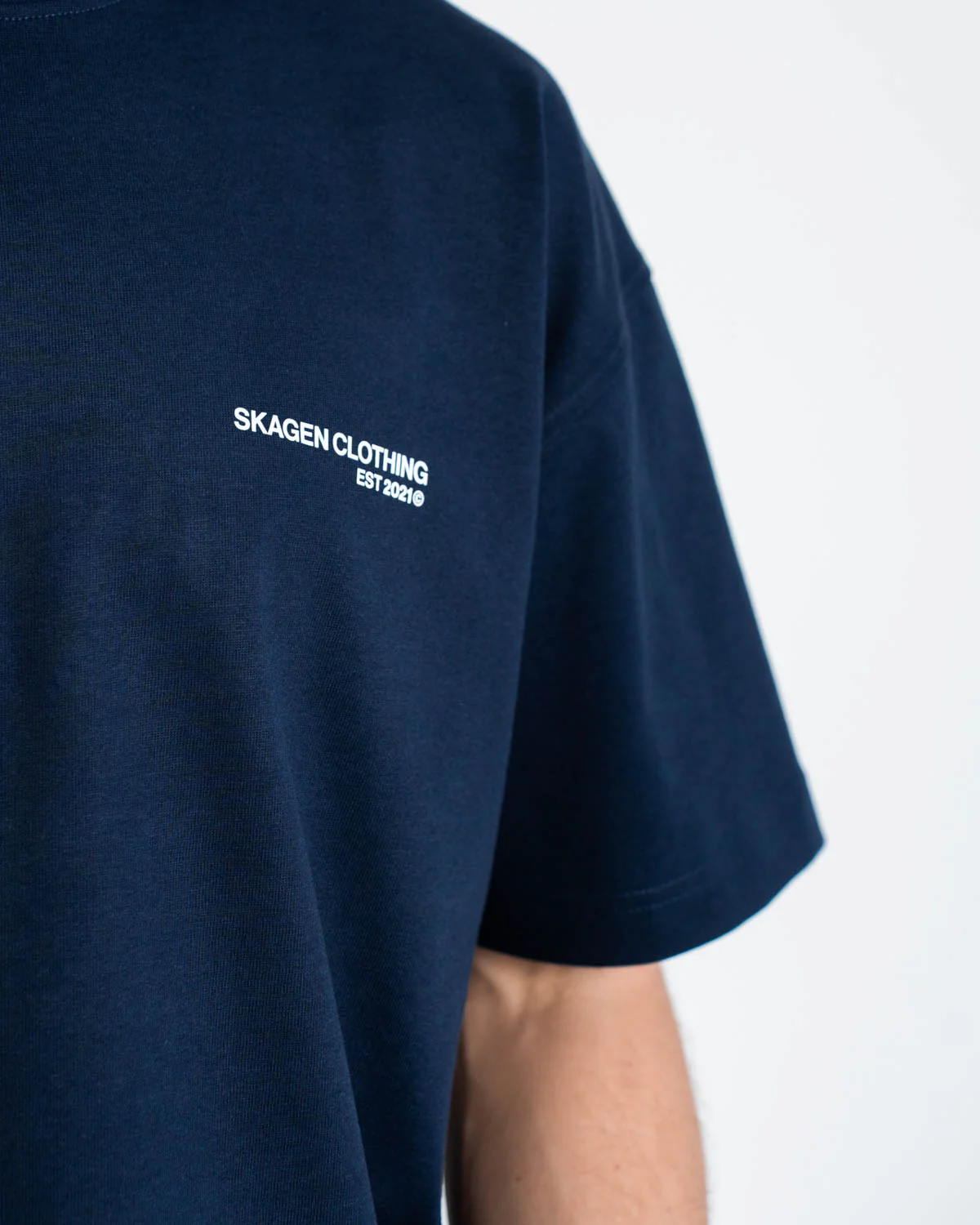 Everyday Essentials T-Shirt Navy - Image 9