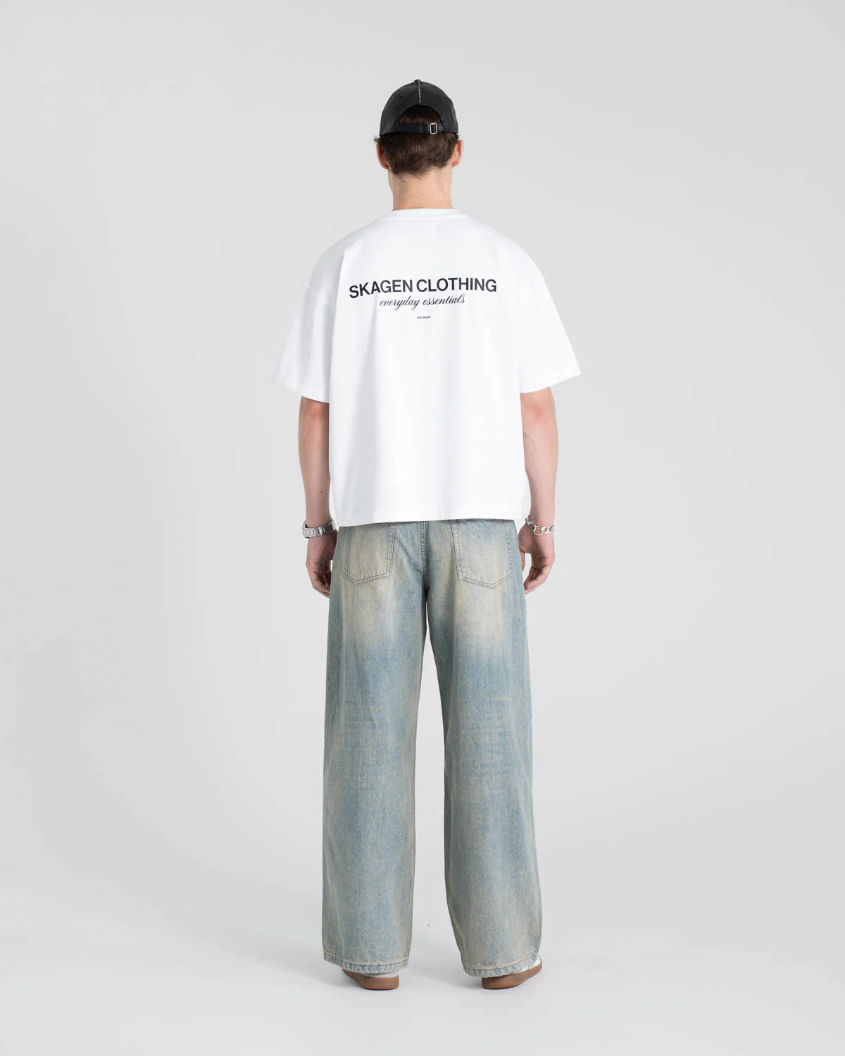 Everyday Essentials T-Shirt White - Image 10