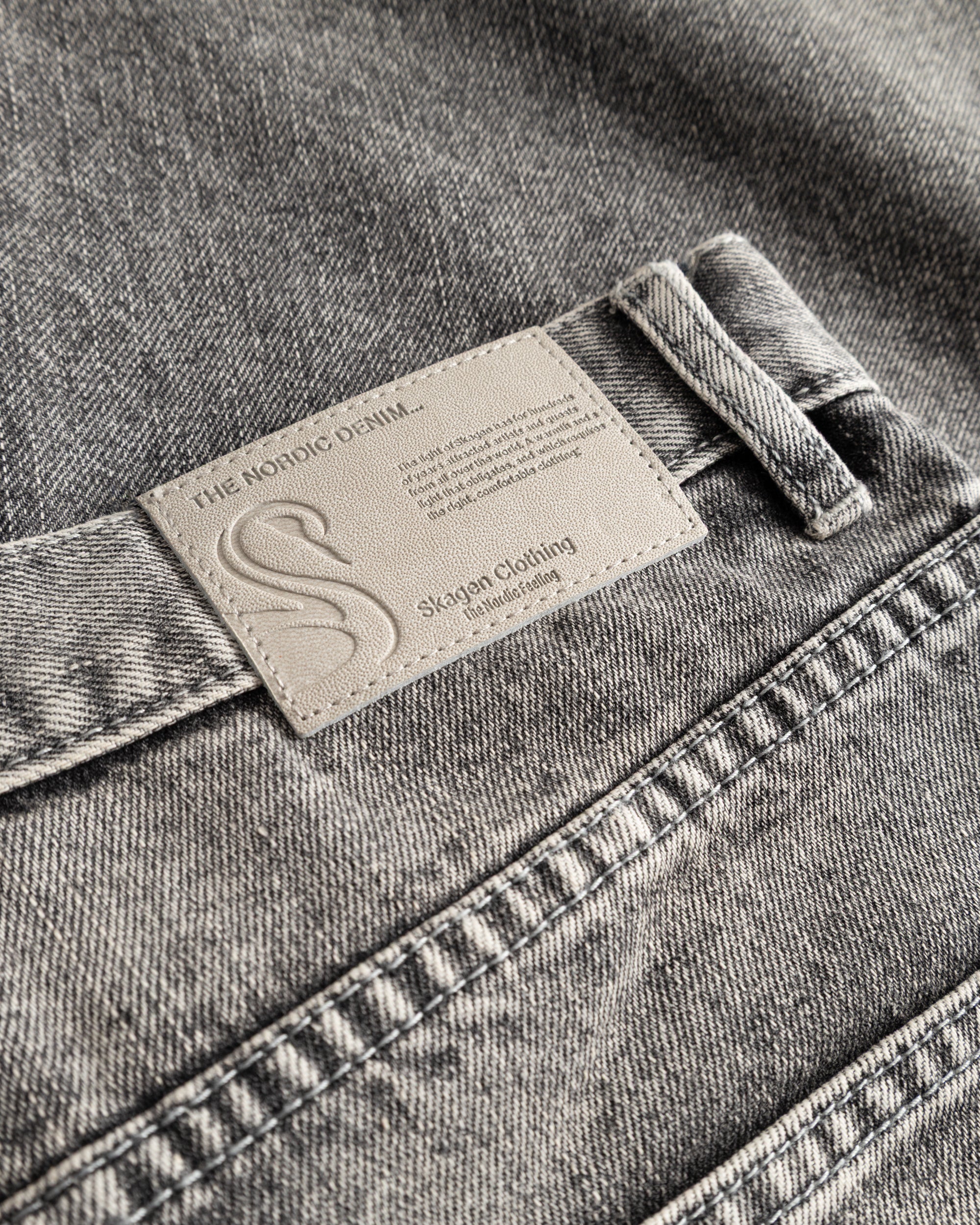 Regular Denim Jeans Washed Gray - Image 10