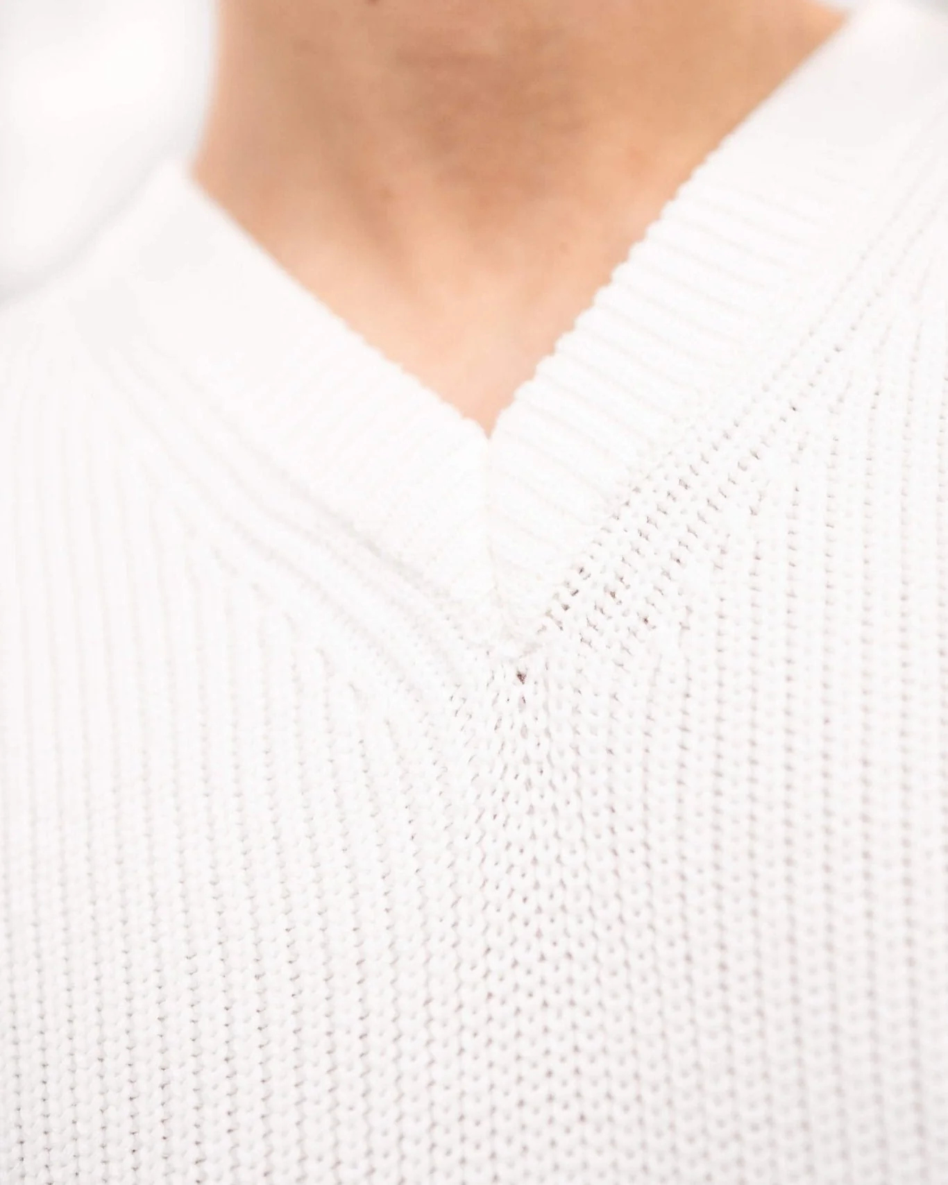 Knitwest white - Image 8