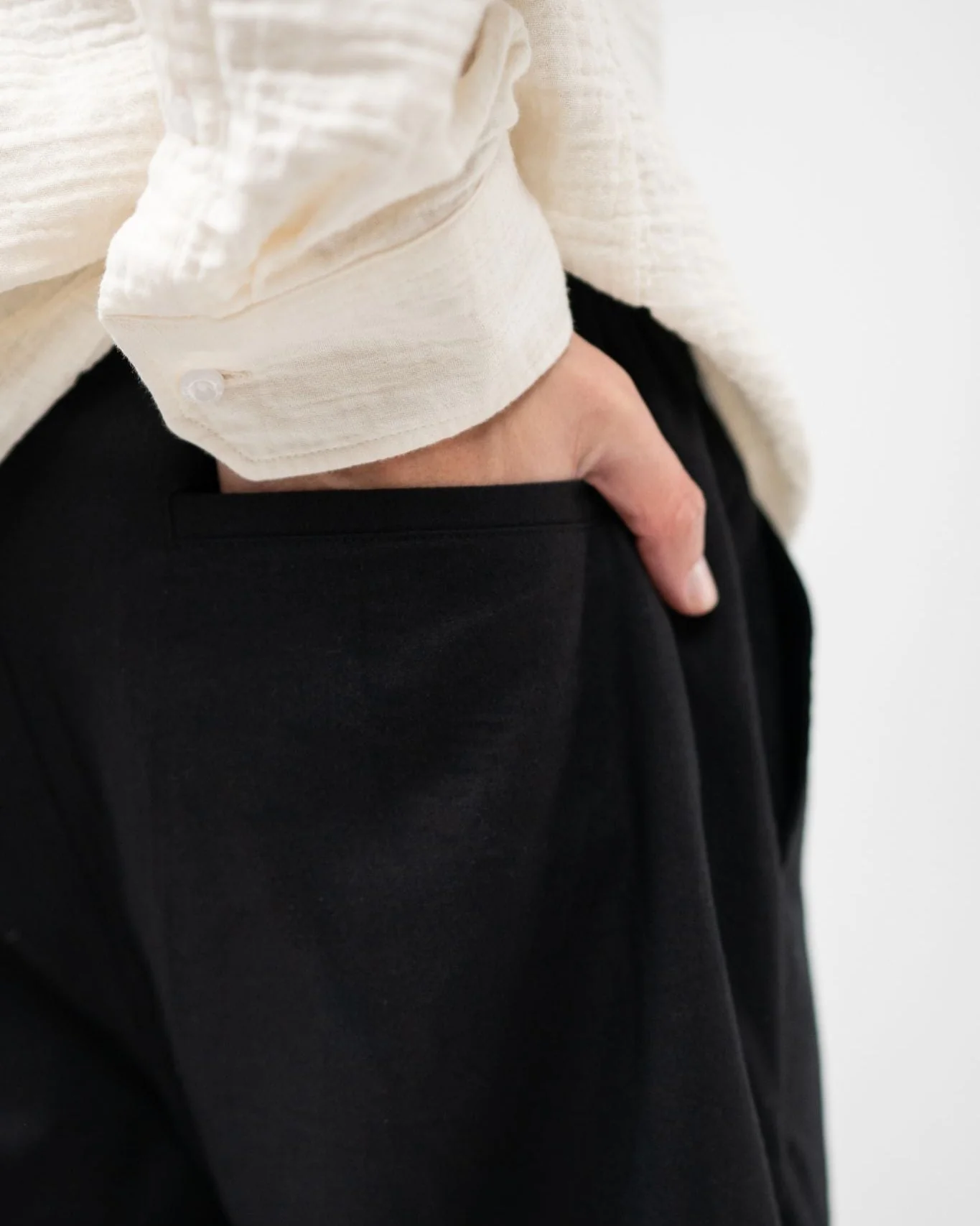 Flax pants black - Image 8