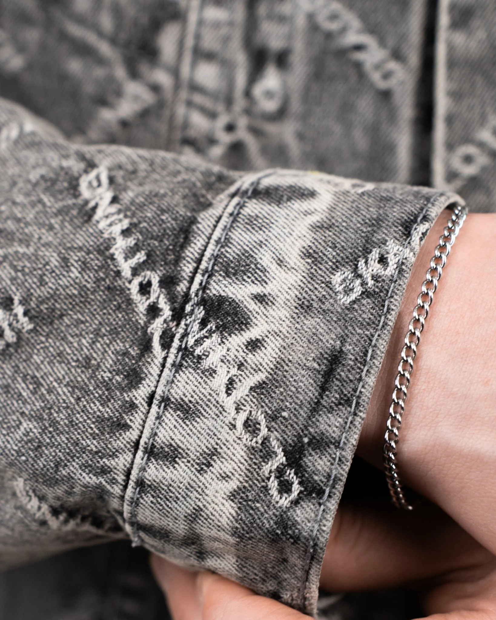 Monogram denim jacket washed gray - Image 9