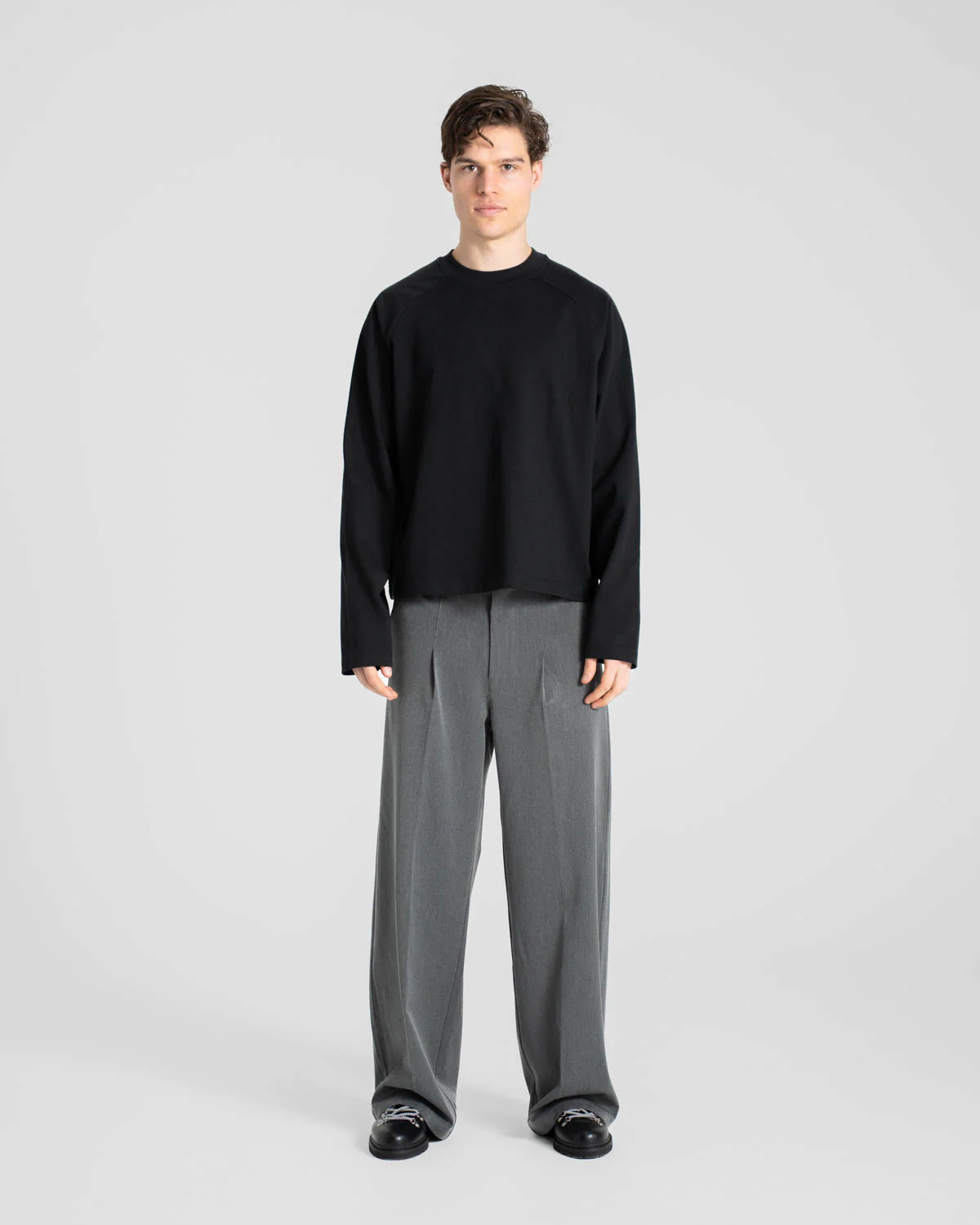 Raglan Longsleeve T-shirt Black - Image 4