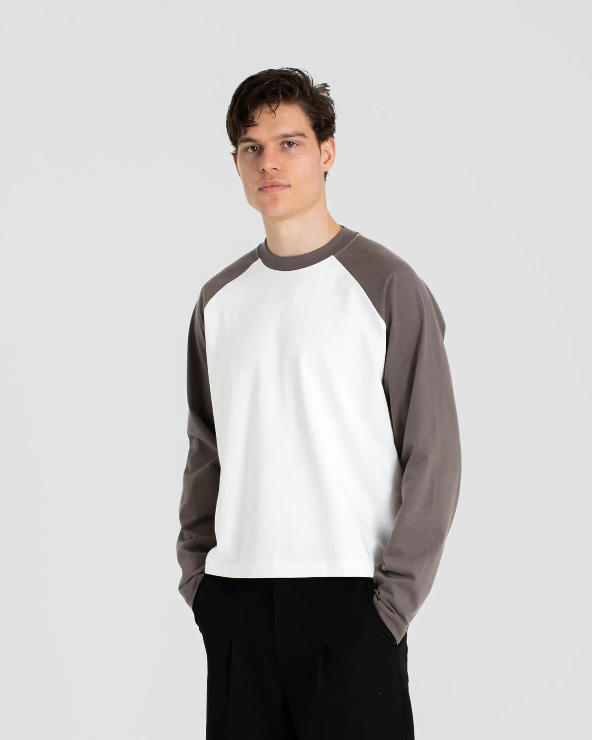 Raglan Longsleeve T-shirt White/Grey - Image 3