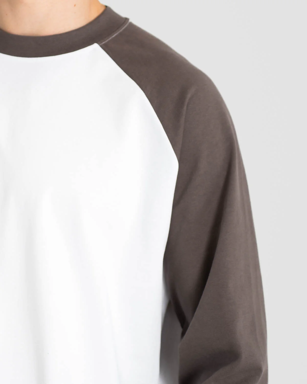 Raglan Longsleeve T-shirt White/Grey - Image 5